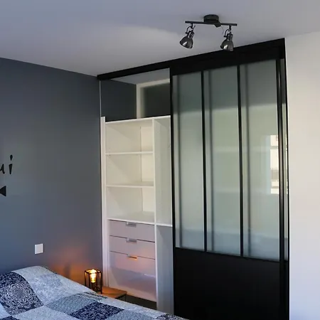 Les Roches Chaumoises 아파트 *